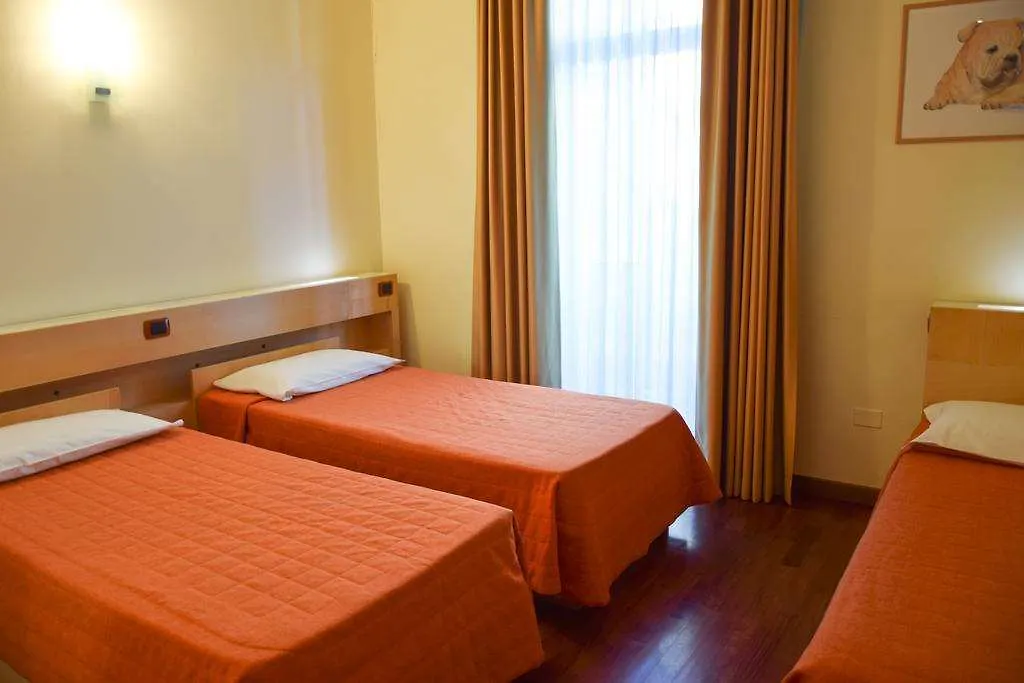 מילאנו Losanna Hotel איטליה