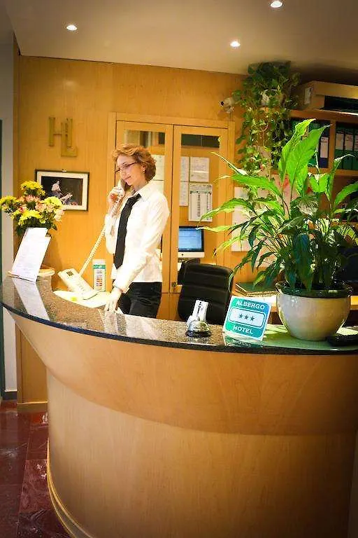 מילאנו Losanna Hotel איטליה